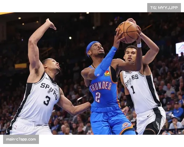 马刺文班亚马对雷霆前三场统治级表现本场仅得17分体系支撑缺失