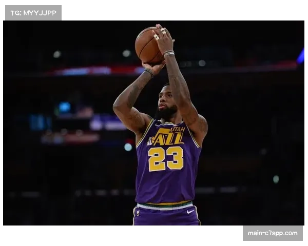 罗伊斯奥尼尔底角三分准绝杀 太阳残阵爆冷显团队韧性